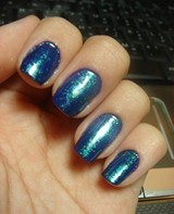 劣质指甲油可造成灰指甲