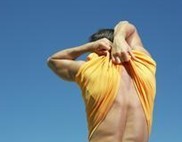 �ഺ���������ں󱳼���ǰ����