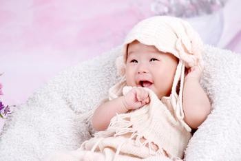 �׶�ë����